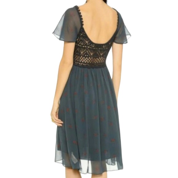 Free People Midnight Blue Wild Flower crochet chiffon dress size small - Picture 4 of 8